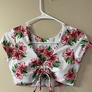 ZAFUL short sleeve floral bathing suit top, Size Large